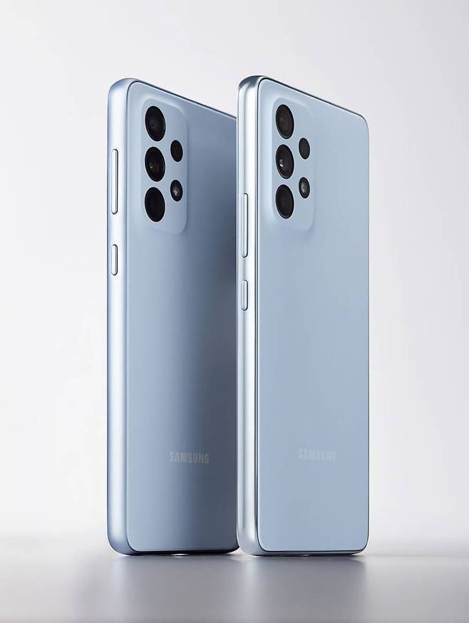 엑시노스 1280을 탑재한 갤럭시 A53 5G과 갤럭시 A33 5G. 출처=삼성전자