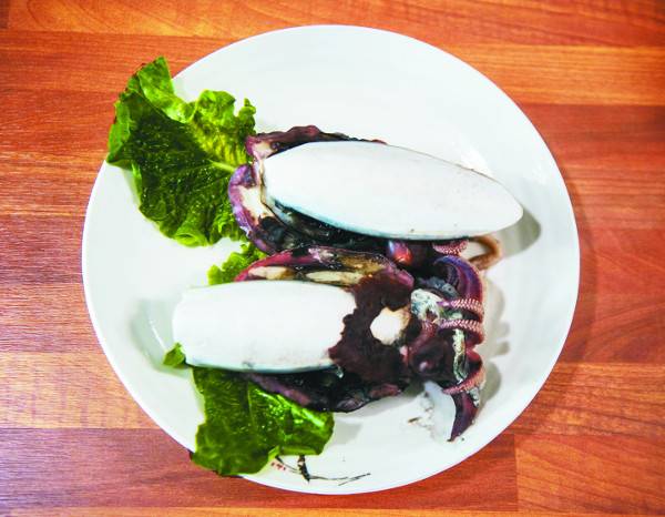 요즘 제철인 장흥의 먹거리 갑오징어찜.