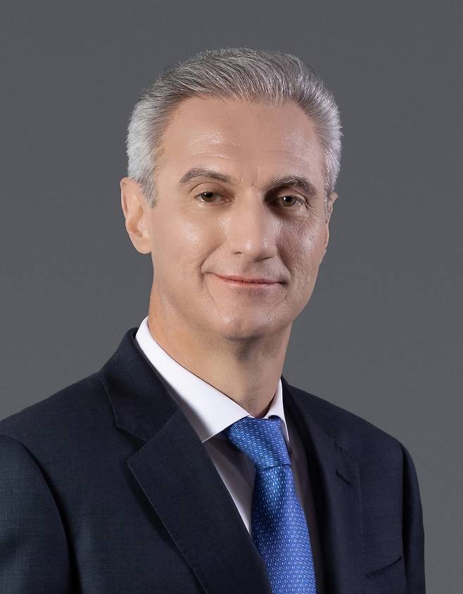 Roberto Rempel (GM Korea)