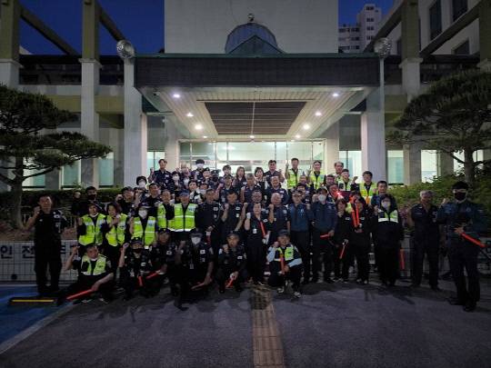 범죄취약지역 합동 순찰. 사진=서산경찰서 제공