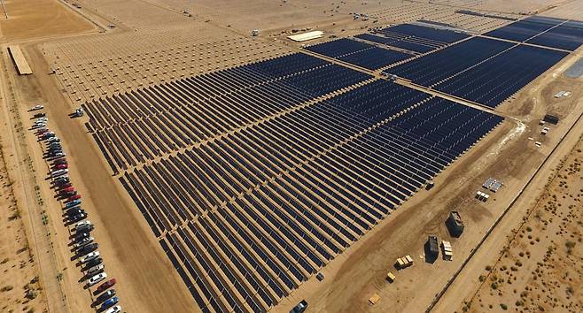 미국 캘리포니아 비컨 카운티 태양광 발전소(한화솔루션 제공). © 뉴스1