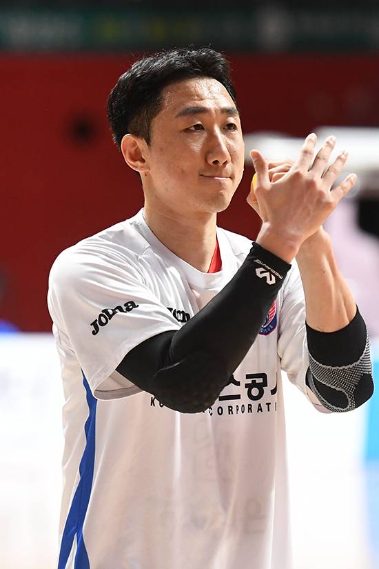 정영삼(38)이 14시즌을 소화한 정든 코트를 떠난다. 사진=KBL 제공