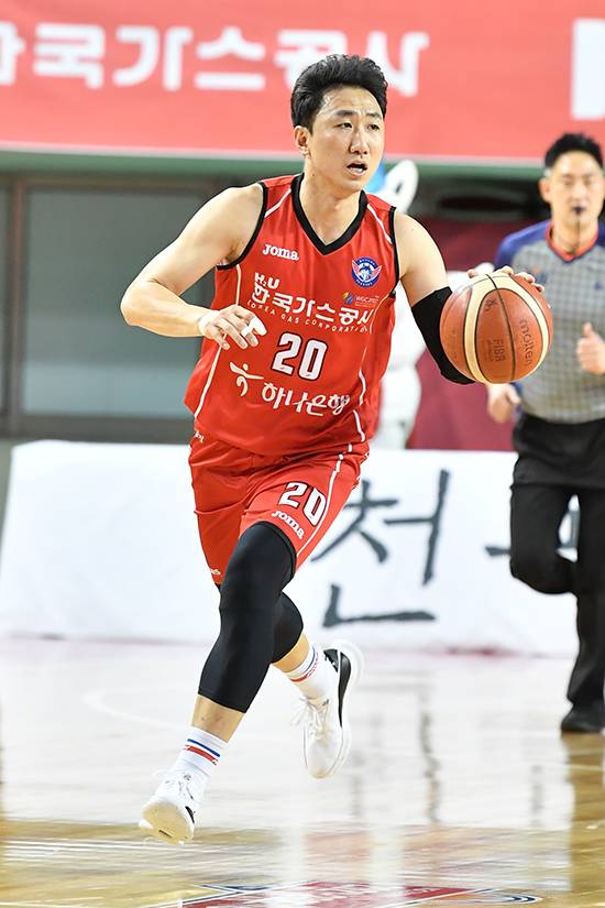 정영삼(38)은 한때 KBL 최고의 슬래셔였다. 국가대표 유니폼을 입은 그는 대표팀의 가장 날카로운 창이었다. 사진=KBL 제공