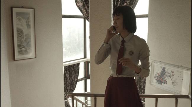 이 영화에서 여자 주인공은 어떤 상황에도 당황하지 않는다. 그 태도가 남자 주인공을 더욱 분노하게 한다.<사진 제공=왓챠>