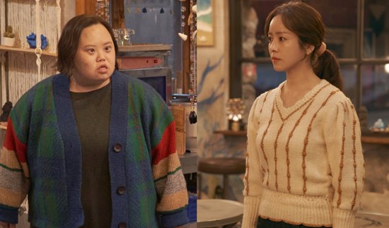 Our Blues Han Ji-min reveals the heart of Sister Jung Eun-hye who did not know.The 15th episode of the TVN Saturday drama Our Blues, which will be broadcast on the 28th, will be decorated with an episode of Young Ok, Jin Jung, and Young Hee 2, the main characters who gathered topics last week.Lee Young-ok (Han Ji-min) introduced the Down Syndrome Twins Sister Lee Young-hee (jung Eun-hye), who had been hidden, to Park Jeong-jun (Kim Woo-bin), and focused attention.Sister Lee Young-ok, who has a personality with a disability, was the only family and a lifelong support.Lee Young-ok, who loved Sister but had a hard time with Sister, came to Jeju Island far away from the province.Lee Young-oks story, which closed the door of the heart to avoid being hurt by peoples uncomfortable gaze, hurt the hearts of viewers.However, unlike Lee Young-oks worry of hitting the wall first, Lee Young-hee attracted attention with his close friendship with the people of Pureung Village.Lee Young-hee grew up to come to Jeju Island alone with Lee Young-ok, and his taste was firm enough to take care of his favorite things such as painting tools and knitting.Lee Young-ok was a small change of Lee Young-hee who did not know well.In the meantime, Lee Young-ok and Lee Young-hee are in a fight while having a good time with Park Jeong-jun and Purung villagers in the 15th still cut released by the production team.The face of the sister holding her hand while playing the game is full of laughter, but suddenly there is an argument, Lee Young-ok and Lee Young-hee are confronting each other.Unlike Lee Young-ok, who calmly governs Feeling, Lee Young-hee looks like Feeling is a high-profile figure. Why did they suddenly have a fight?In the 15th preview video, Lee Young-hee summoned his sick past with his brother Lee Young-ok shouting, You left me?Lee Young-ok, who cries at Park Jeong-juns arms, saying, I know all of Young-hee, I remember everything, stimulates tear glands.I had no time to share my heart with my sisters who had been separated.Lee Young-ok is away from Sister, and Lee Young-hee wonders what he thought and what he lived, and Lee Young-ok does not know how Lee Young-hees mind will be revealed.Han Ji-min, Jung Eun-hye actor performed 15 Feeling performances and portrayed the stories of two sisters.The two actors showed me a remarkable performance of controlling and exploding Feeling, he said. Please look forward to the episode of Young Ok, Jin Jung, and Young Hee 2, which will give tears and impressions to viewers.The 15th episode of Our Blues, Young Ok, Jeong Jun, and Young Hee 2 will be broadcast at 9:10 pm on the 28th.Photo = tvN Our Blues