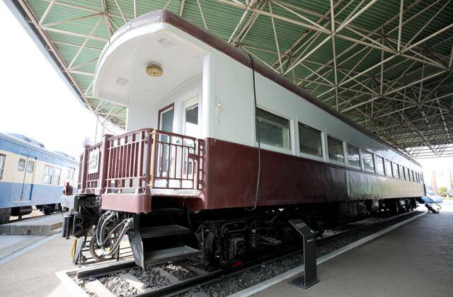 의왕 철도박물관에 전시된 대통령 전용열차. 박정희 전 대통령부터 김대중 전 대통령 때까지 사용됐다. ⓒ박준규