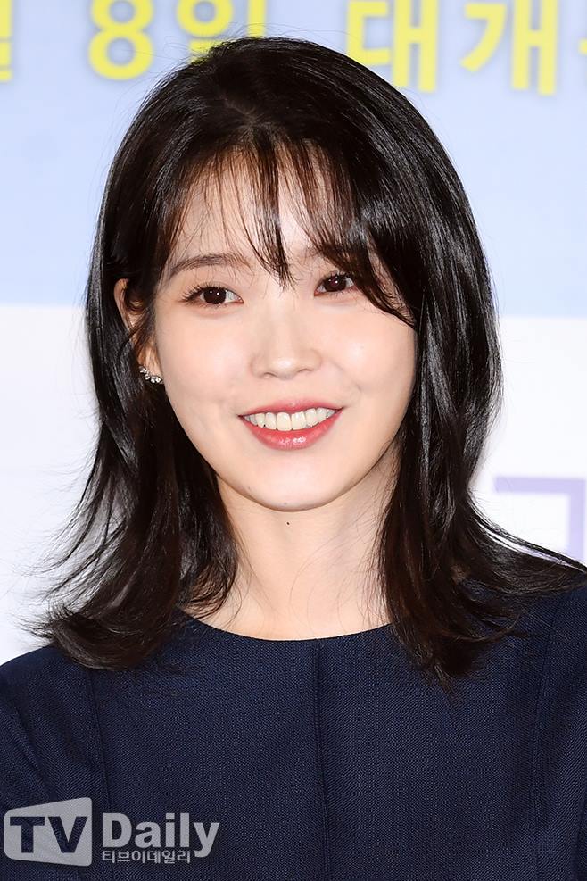 Singer and actor IU (real name Lee Ji-eun)s agency delivered the results of the flamer legal action.On the 21st, IUs agency, Idam Entertainment, explained the legal action against the flammer (a malicious commenter) through its official account.We are regularly responding to indiscriminate malicious posts on our IU and Shin Se-kyung, said Idam Entertainment. We have collected evidence on the attacker who has repeatedly posted insults, personal attacks and malicious posts to IU dozens of times since 2019.(flamer) was given the Judgment of eight months of Imprisonment, two years of Probation, 180 hours of community service and 40 hours of sexual violence treatment courses on charges of contempt and defamation, he said.We have received a report that unfounded false facts and malicious postings are being posted continuously in many anonymous communities, including Dish Inside, through the notification mail, the agency said. We submitted a complaint to Susa agency along with evidence and said Susa is in the process of identifying the identity of the attacker.IU, actor Lee Ji-eun recently starred in the 75th Cannes International Film Festival competition broker (director Hirokazu Goreda).
