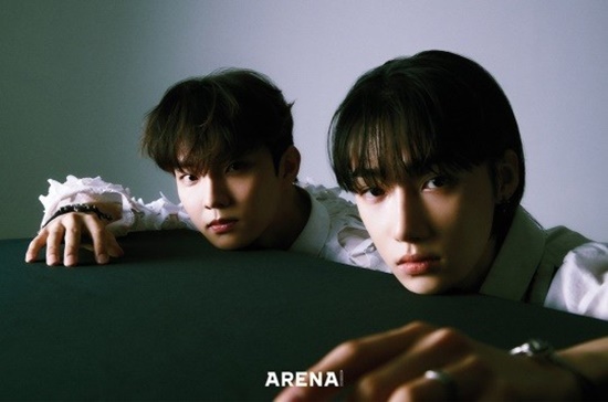 The group The Boyz New and Q came to the first unit picture.The July issue of Arena Homme Plus began with the first meeting, taste, and hobby of the two members, according to the photo shoot theme Friend.When asked how much he depended on each other, New said, No matter how hard the situation is, you can endure it if you tell me your honest feelings.It is really different from each other, but it becomes a will by existence itself. New and Que, whose hometown is a province, also said of the first impressions of Seoul: I was afraid of the dense and complex landscape.I wanted to survive in a strange city, so I stayed to achieve what I wanted to do. As for the time when The Boyz debuted and made the most leaps in the last five years, New and Q said, Lorde to Kingdom.But they also talked about their growth as individuals.The results that I showed after I turned 25 were a big boost, New said.I felt that I was growing up now, at the age of twenty-five, said Q. I was twenty-five and changed my motto.Lets live a fun life once! He said he wanted to give himself courage.What kind of person would The Boyzs New and Queue, whose comeback stage and overseas tour are now a hot topic, be remembered by The Boyz fandom?I want to give you love that is so great that I will not regret it in the future, said New, and Q said, If I was together at the moment when I wanted to say you were a youth, there would be nothing happier than that.Photo: Arena Homme Plus