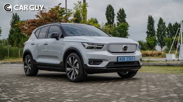 볼보 XC40 리차지