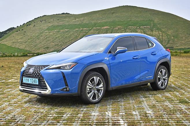 렉서스 UX 300e 소닉 블루(렉서스코리아 제공)© 뉴스1