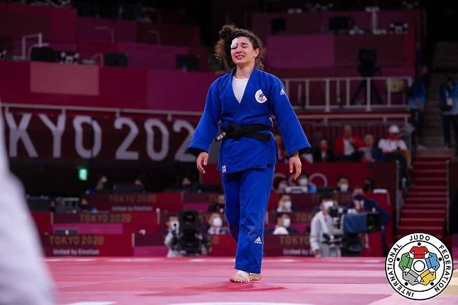 2020 도쿄올림픽에 출전한 러시아 유도 국가대표 마디나 타이마조바. 타이마조바는 러시아 현역 군인으로, 도쿄올림픽 유도 여자부 70kg 이하급 동메달을 차지했을 때 러시아 국방부가 축하 입장을 발표하기도 했다. 국제유도연맹 제공