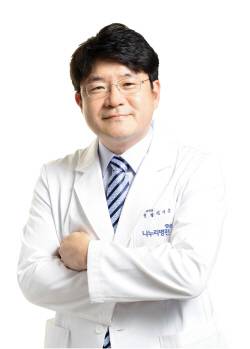 수원나누리병원 척추센터 김기준 원장