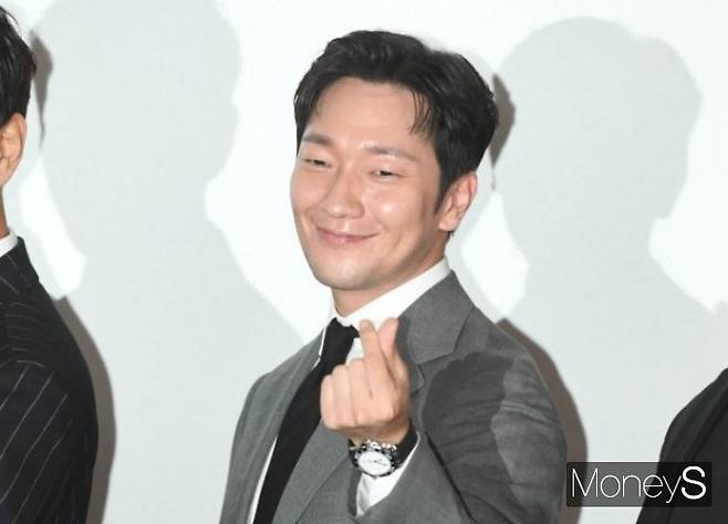 영화 '범죄도시2'가 펜데믹 이후 처음으로 1000만 관객을 돌파한 가운데 손석구의 천만공약에 관심이 모아진다. 사진은 지난달 15일 오후 서울 강남구 삼성동 메가박스 코엑스에서 열린 영화 '범죄도시2'(감독 이상용) 천만 돌파 흥행 감사 GV 행사에 참석한 배우 손석구. /사진=장동규 기자