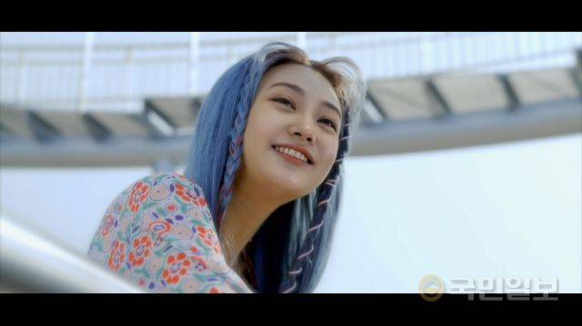 뮤직비디오에 출연한 가상인간 ‘아일라’. 포항시 제공