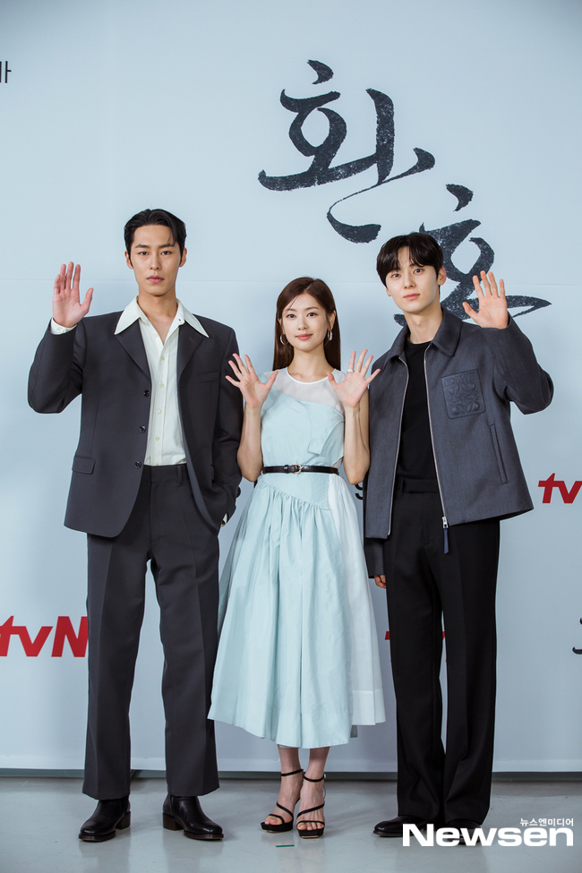 왼쪽부터 이재욱, 정소민, 황민현/tvN 제공