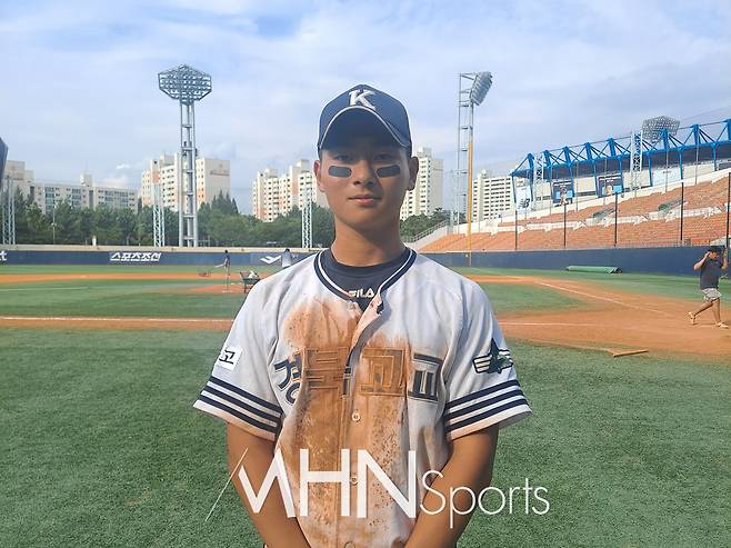 경북고에서 4번을 치고 있는 내야수 임종성. 배지환 못지 않은 타격감을 자랑한다. 사진ⓒ김현희 기자