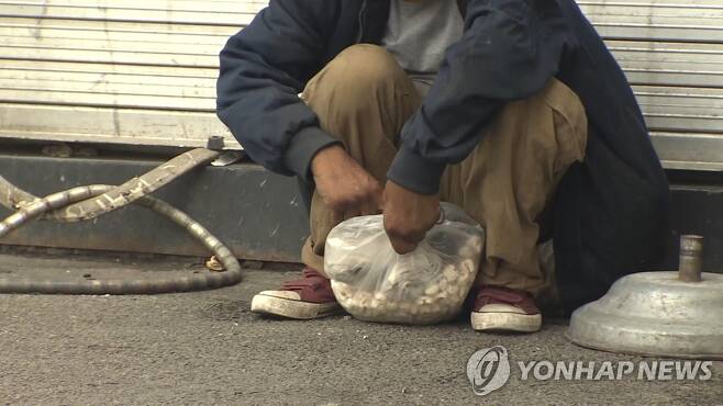 배고픔에 범죄 [사건 내용과 관계 없는 연합뉴스 자료사진]