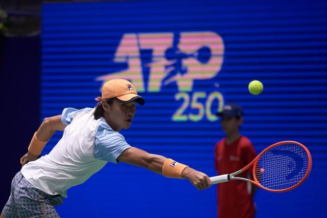 지난해 9월 남자프로테니스(ATP) 250 시리즈 아스타나 오픈에서 우승한 권순우. 카자흐스탄테니스협회 제공