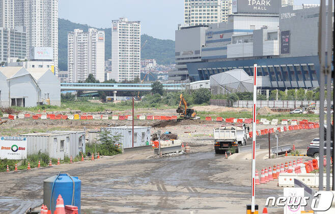 서울 용산 정비창 부지의 모습. 2022.7.26/뉴스1 © News1 구윤성 기자