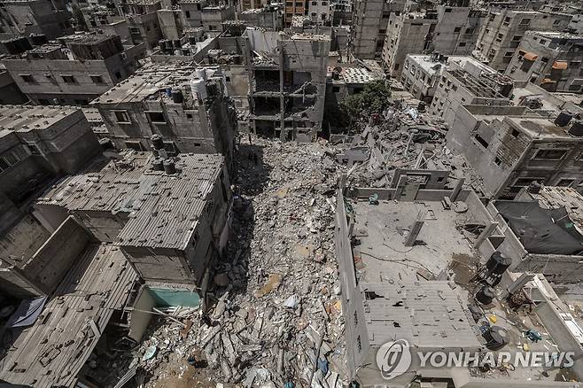 이스라엘의 공습으로 폐허가 된 가자지구. [EPA 연합뉴스 자료사진. 재판매 및 DB 금지]