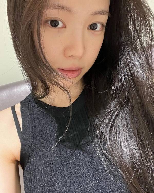 사진=손나은 인스타그램