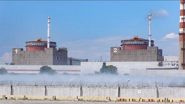 지난 7일 러시아 국방부가 공개한 영상에 담긴 우크라이나 자포리자 원자력발전소의 모습. 자포리자 원전에 앞서 5, 6일 이틀 연속 포격이 가해졌다는 소식이 전해지며 '핵 재앙'이 벌어지는 것 아니냐는 우려가 나왔다. 자포리자= EPA