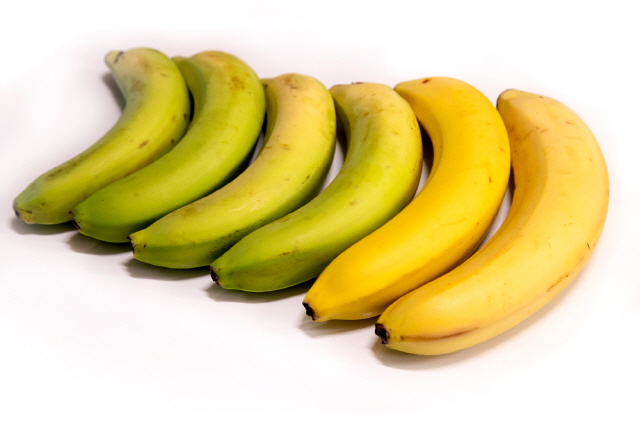 바나나는 색깔에 따라 그 효능이 다르므로 원하는 목적에 따라 바나나를 선택하면 좋다./사진=클립아트코리아