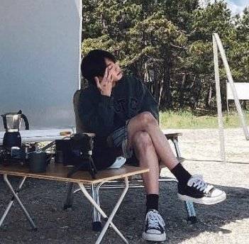 "재미쓰따 :)" 방탄소년단 정국, 남다른 캠핑 감성.."크 멋짐"