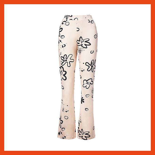 팬츠 8만9천원 더오픈프로덕트.