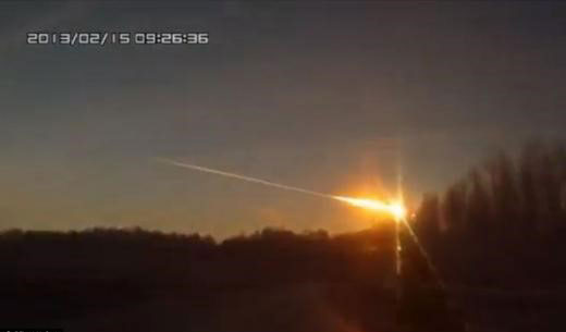 2013년 러시아 중부 첼랴빈스크 상공에서 소행성이 폭발했다. / 사진=유튜브