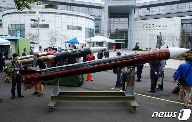 대만 지대공미사일 '천궁3'(스카이보우3) 2014.12.02 ⓒ AFP=뉴스1 ⓒ News1