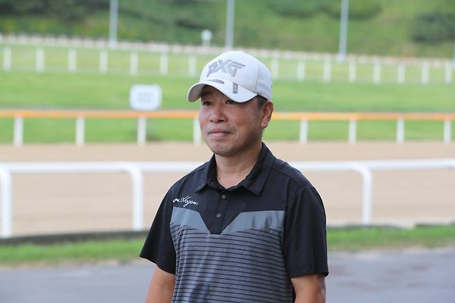 1500승을 달성한 김영래 조교사. 사진제공=한국마사회