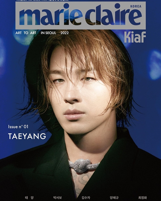 A pictorial image of the group BIGBANG member Sun (real name Dong Young-bae and 34) robbed the eye.The Sun posted a picture on Instagram on the 1st, Marie Claire Kiaf Edition The 1st Issue with Me.The sun is looking at the sun, but it is the hairstyle of the sun that catches the eye.The sun has been showing a variety of hairstyles, including BIGBANG activities, which have been used to make the sun look better with its long-grown hairstyle that covers its ears.This style doubles the chic, calm charm of the sun - a unique necklace is also impressive.Meanwhile, Sun married actor Min Hyo-rin (real name Jung Eun-ran, 36) in 2018 and became a father last year.