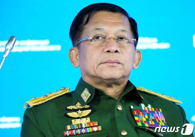 2021년에 열린 모스크바 국제안보 컨퍼런스에 참석한 민 아웅 흘라잉 미얀마 군 총사령관. 2021.06.23 ⓒ AFP=뉴스1 ⓒ News1 김예원 기자