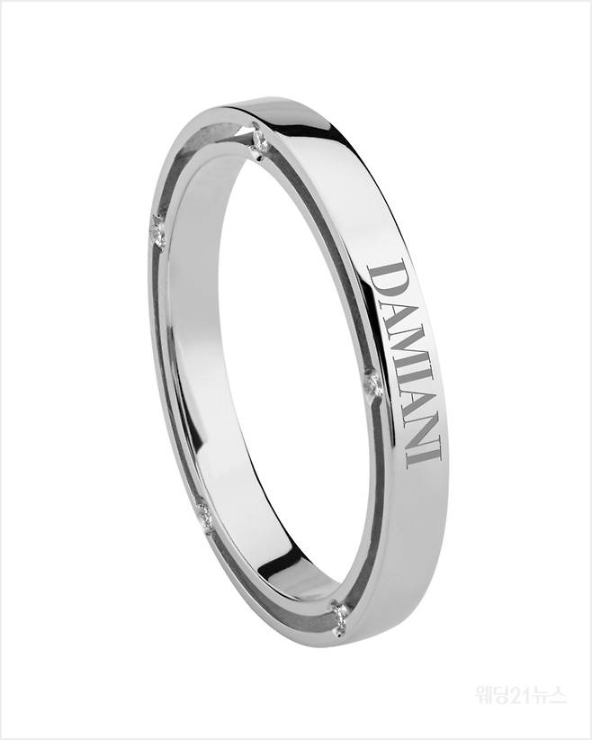 다미아니 디사이드 화이트 골드 다이아몬드 웨딩 밴드 가격 미정 (사진제공 : DAMIANI)