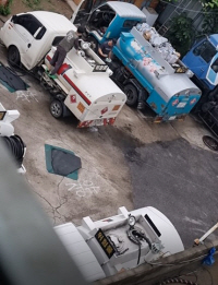 가짜석유 : 이동식 주유차량에서 가짜 석유를 제조하는 장면. 인천경찰청 제공