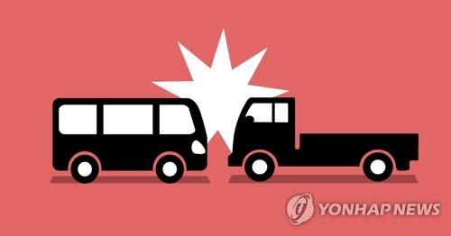 RV - 트럭 교통사고 (PG) [권도윤 제작] 일러스트