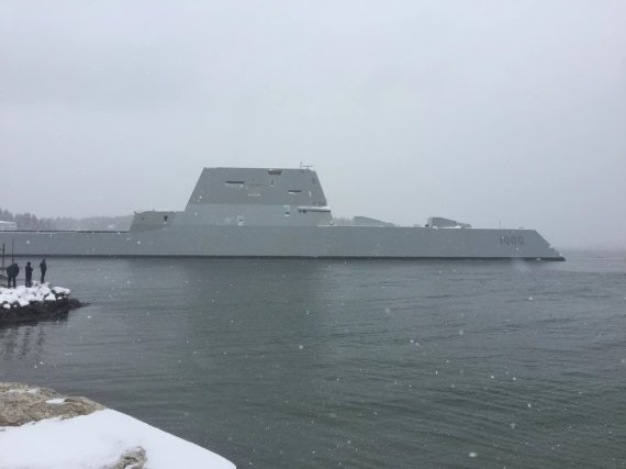 미 해군의 스텔스 구축함 '줌월트'함. 사진=미 국방부 제공