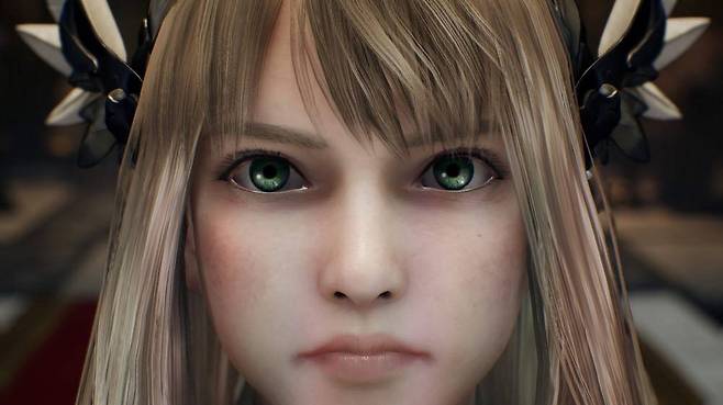 얼굴과 머리 그래픽이 따로 논다