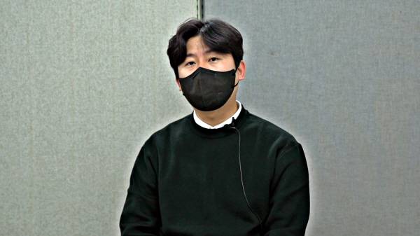 직장인 최용진(29세) 씨는 내일채움공제 수혜자로 오는 11월 지급액을 수령할 예정이다. 최 씨는 내일채움공제의 예산 감소와 산업군 제한 소식을 듣고 우려를 표했다. 오찬영PD