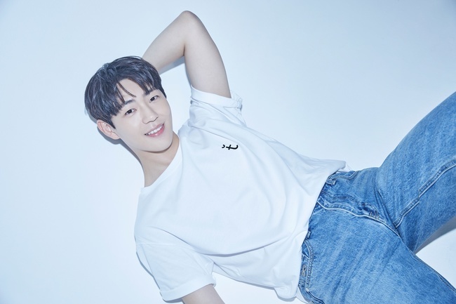 Actress Shin Jae-has new profile picture has been released.In his new profile photo released on November 1, he boasts a new mature visual. He has a natural charm with a white shirt and a T-shirt. He has a soft look and a cheerful smile.In addition, he adds a sophisticated and chic mood with a black turtleneck and charismatic eyes, revealing his pale color.In the meantime, the new work is expected to fill the first half of 2023.As the first comeback after the whole world, SBS  ⁇  The Good Detective  ⁇  joins the innocent rainbow transportation new article  ⁇  Onha Jun  ⁇   ⁇   ⁇   ⁇   ⁇   ⁇   ⁇   ⁇   ⁇   ⁇   ⁇ .In the TVN  ⁇  Ilta Scandal  ⁇ , I will take on the role of the main chief of the lecturer Choi Chi-yeol (Chung Kyung-ho)  ⁇  Ji Dong-hee  ⁇  and plan to transform another character from  ⁇  The Good Detective  ⁇ .