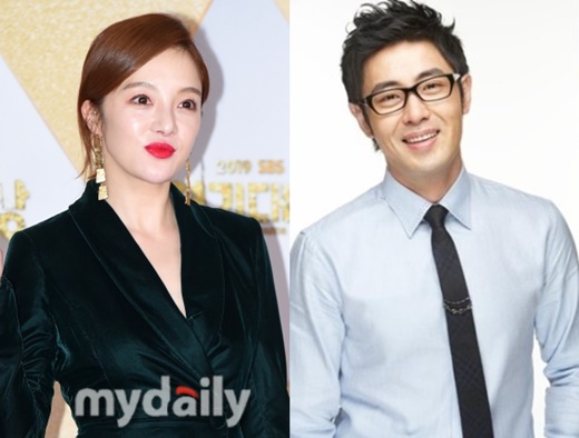 Actor Hwang Bo Ra (39) will talk with Cha Hyeon-woo (real name Yeong-hoon Kim and 42), CEO of Workhouse Company, an entertainment agency, today (6th).On the afternoon of the 6th, Hwang Bo Ra and Cha Hyeon-woo will hold a marriage ceremony in Seoul.The host will be comedian Kim Jun-ho, 46, and singer Harim will sing the celebratory song.Hwang Bo Ra and Cha Hyeon-woo first met at the church and developed into lovers in 2013, and began public devotion in 2014.Hwang Bo Ra recently appeared on SBS Sangmyonmong 2 - You Are My Destiny and said that the reason for the marriage report was due to pregnancy.Hwang Bo Ra said in July, I am married to my companion, who has been with me for a long time in November. We have been blessed by many people for a long time, so we have been able to join together with a harder heart.I would like to express my gratitude to all those who have always looked at me beautifully. I will live happily and happily. Hwang Bo Ra and Cha Hyeon-woo come to fruition after 10 years of dating. Many fellow entertainers and fans are celebrating their marriage.On the other hand, Hwang Bo Ra made his debut as a talent for SBS 10 in 2003 and made his debut in the drama Lovers in Paris, Land, Arang Sato, Blowing Mipoonga, Ssam, My Way,  Why is Secretary Kim? Bond , Hyena , Dali and Gamjatang , Kiss Six Sense , and many other films such as Not Good , Class 1 Secret , What happened, and marriage .Cha Hyeon-woo is the son of actor Kim Yong-gun (76) and brother of actor Ha Jung-woo (real name Kim Sung-hoon and 44), who also served as an actor in the past.