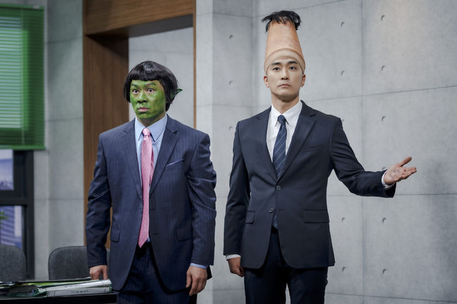 Coupang Plays irreplaceable comedy show  ⁇  SNL Korea Season 3  ⁇ , which came back with a bold satire without brakes and a stressful spectacular laugh, announced its first broadcast with its first host Song Seung-heon.Song Seung-heon, who has played a variety of roles in various genres such as the film director Kim Chang-soo, the  ⁇  Mitsu Wife  ⁇   ⁇   ⁇ , and the human addiction  ⁇   ⁇   ⁇   ⁇   ⁇   ⁇ , and recently released a subtle entertainment feeling in the entertainment  ⁇   ⁇  and alone  ⁇   ⁇   ⁇   ⁇   ⁇   ⁇   ⁇   ⁇   ⁇   ⁇   ⁇   ⁇   ⁇   ⁇   ⁇   ⁇   ⁇   ⁇   ⁇   ⁇   ⁇   ⁇   ⁇   ⁇   ⁇   ⁇   ⁇   ⁇   ⁇   ⁇   ⁇   ⁇   ⁇   ⁇   ⁇   ⁇   ⁇   ⁇   ⁇   ⁇   ⁇  Song Seung-heon is going to capture viewers by challenging the unstoppable comic performances that have not been shown anywhere in SNL Korea.First of all, she appeared as the first X of Suzie in her X  ⁇  corner, a parody of real love entertainment, and her pine-like caterpillar competes with other Xs with a perfect visual that makes her understand the birth of Eyebrow taste and a pure brain against it. .Then, in the corner of the same name, which was a parody of the movie  ⁇   ⁇   ⁇   ⁇   ⁇ , it was disassembled into Song Seung-heon, the king of Sanggo, and the perfect uniform fit, along with his wife Ju Hyun-young, as well as his rival Shin Dong-yup, Burning and still emanating the presence of a nice guy.In the corner of the  ⁇   ⁇  corner, you can play the role of John Zal Alien Song, who can not be concealed by unconventional visuals.In addition to this, in the Emergency Structure 911, I am a boy of Franklin who has been in an accident in a precious area. I am a parody of Solo  ⁇   ⁇ . I am a smart worker looking for true love. Add anticipation.SNL Korea Season 3 will be unveiled at Coupang Play on the evening of the 19th.