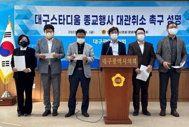 뉴시스