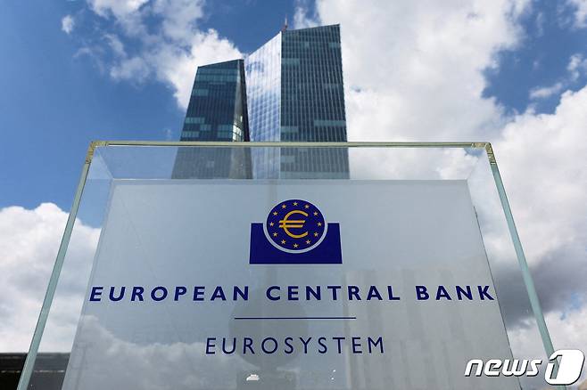 유럽중앙은행 <자료사진> ⓒ 로이터=뉴스1