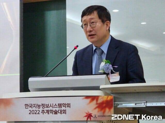 이원태 KISA 원장이 축사를 하고 있다.