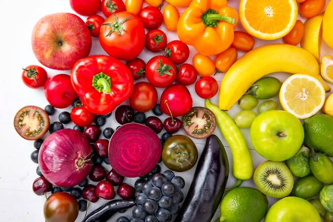 과채소의 각 색깔은 우리 몸이 필요로 하는 다양한 영양소를 나타낸다. [사진=게티이미지뱅크]