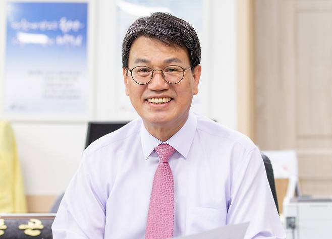 김돈곤 청양군수는 고향사랑기부제 제도를 계기로 청양군이 발전할 수 있도록 다양한 제도를 마련하겠다고 말했다.