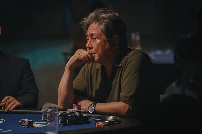 Choi Min-sik stars as a gambling king in "Big Bet" (Walt Disney Co. Asia Pacific)