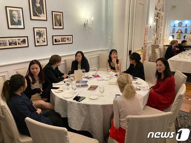 지난달 17일(현지시간) 홍콩에서 열린 프로버스 문학상(Proverse Prize)수상식.